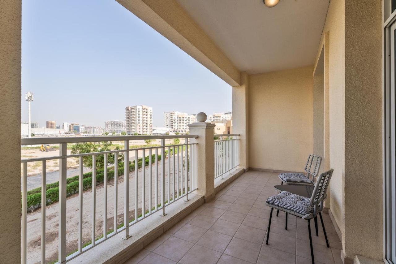 Aliving Elegant 1br At Liwan Mazaya-11